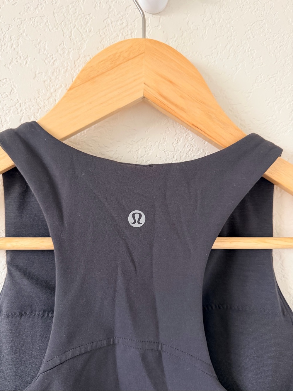 Lululemon Tank - Picture 4 of 5